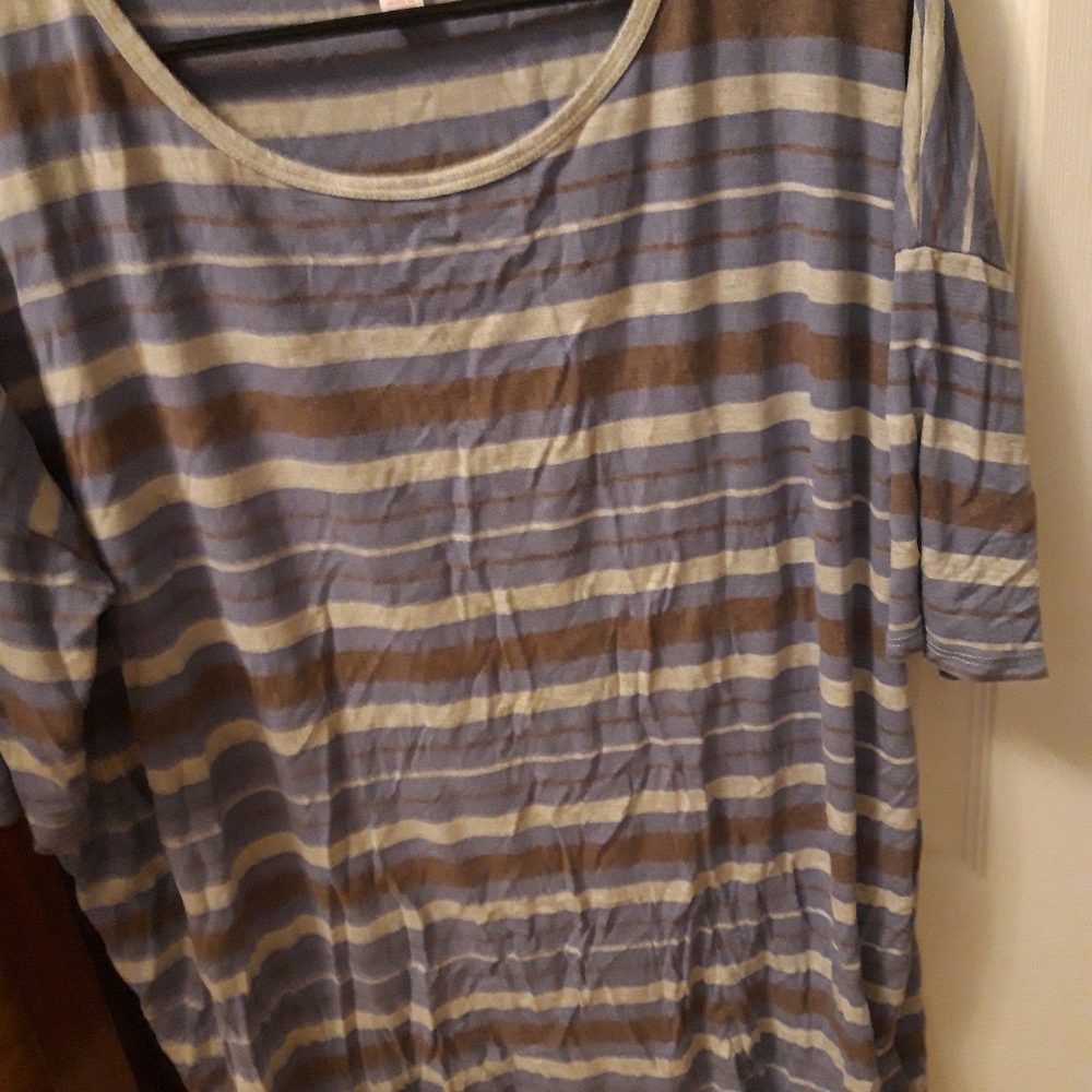 Lula Roe tunic